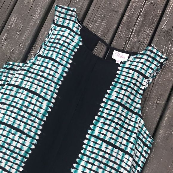 ⭐️ HP PARKER Silk Open Back Geo Sleeveless Blouse - Picture 4 of 12